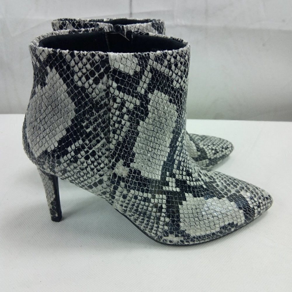 Worthington Ankle Boots Snakeskin Pattern 6.5 - Picture 5 of 11